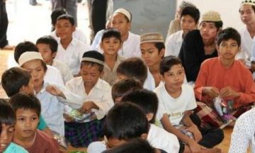 muslim tour package phnom penh cambodia